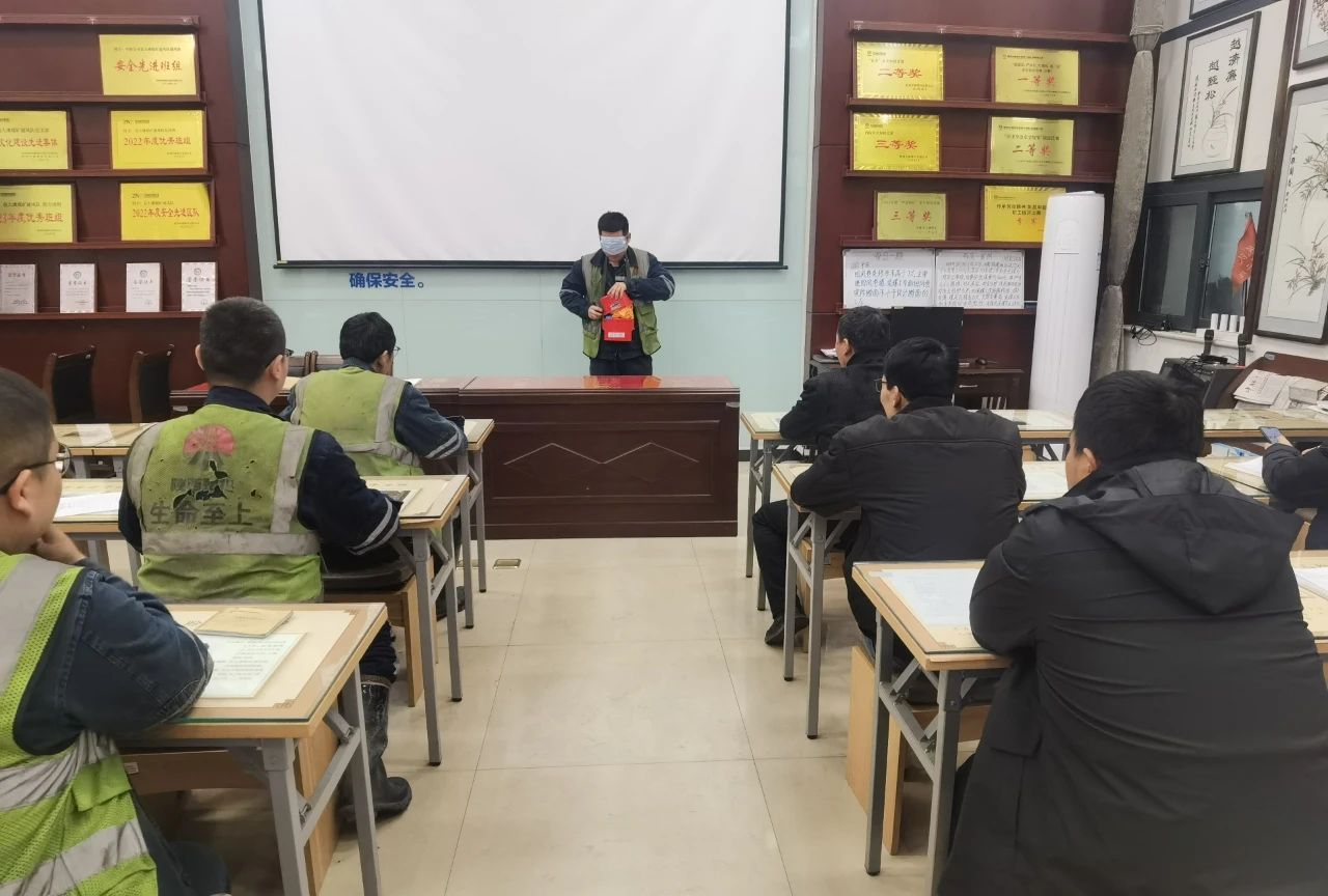 1733961813434094.jpeg 2.jpg