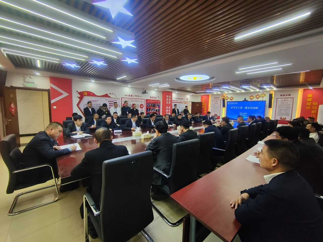 1738542716356036.jpeg 2.jpg