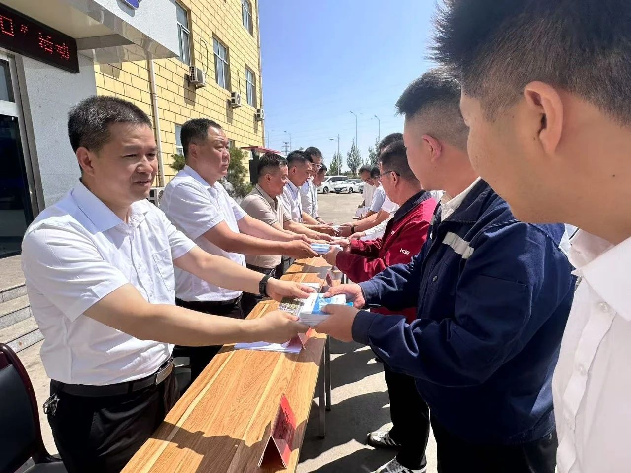 1750229777440324.jpeg 1.jpg